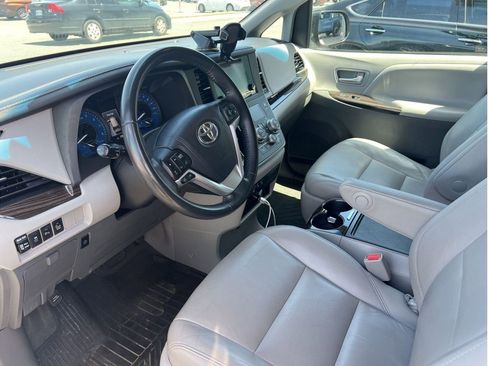 Certified 2017 Toyota Sienna XLE w/ XLE Navigation Package AWD/4WD image 6