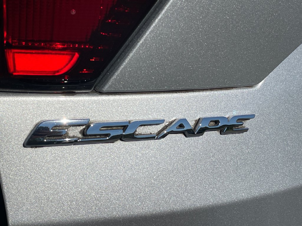 Certified 2019 Ford Escape SEL AWD/4WD image 16