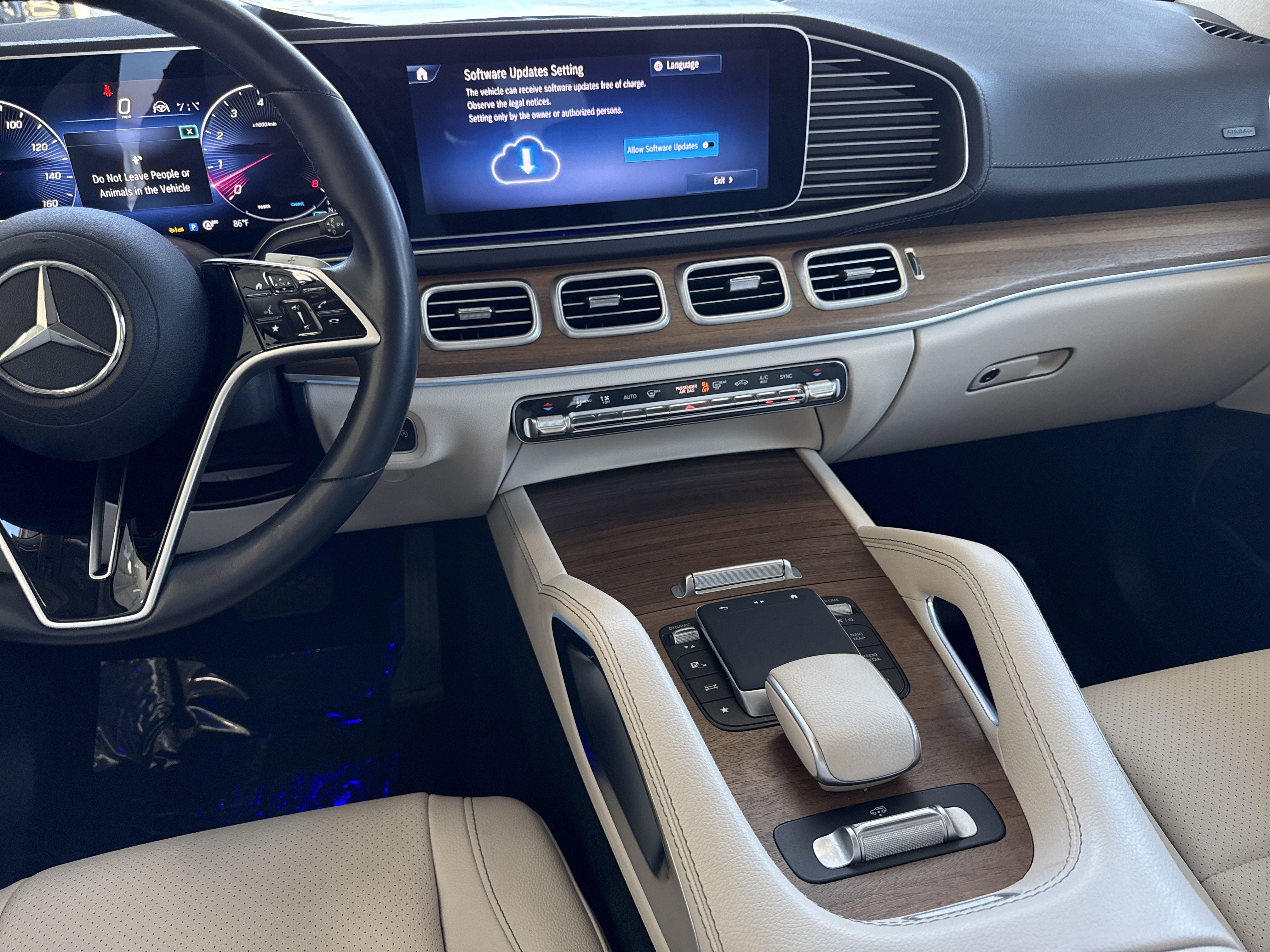 Certified 2024 Mercedes-Benz GLS 450 4MATIC image 39