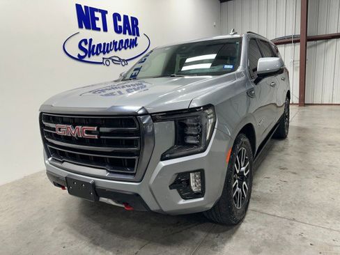 Used 2024 GMC Yukon AT4 w/ AT4 Premium Plus Package AWD/4WD image 8