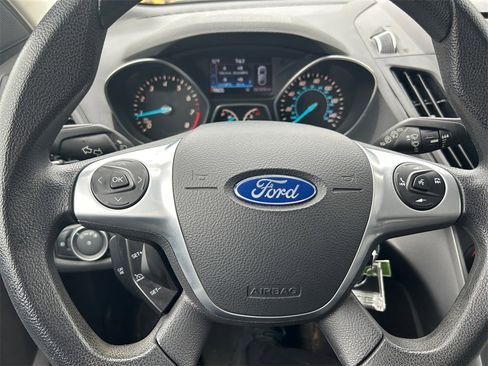 Used 2016 Ford Escape SE w/ Equipment Group 201A image 15