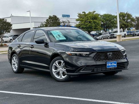 New 2026 Honda Accord LX image 2