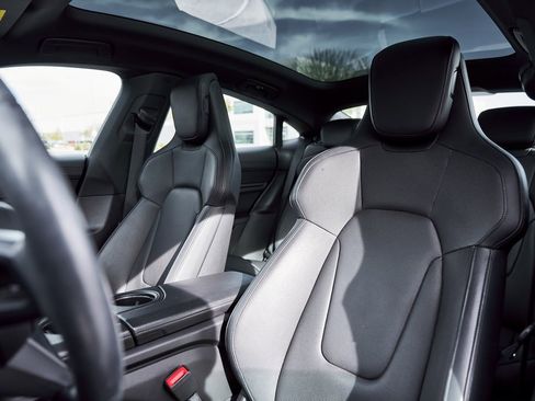 Used 2021 Porsche Taycan 4S image 44