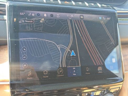 Used 2025 Jeep Grand Cherokee L Summit image 11