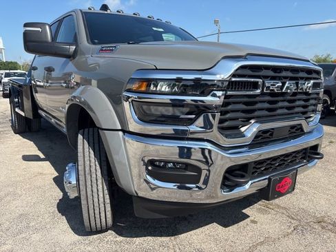 New 2026 RAM 4500 4x4 Crew Cab DRW image 50