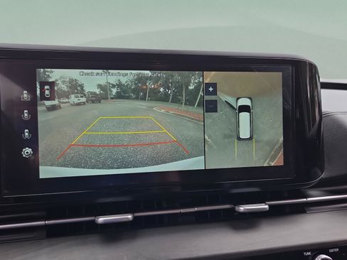 Used 2022 Kia Carnival SX FWD image 20