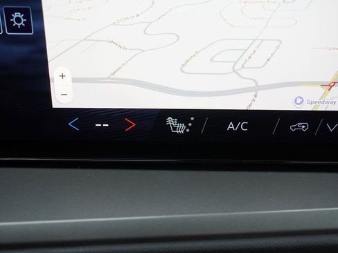 New 2026 Chevrolet Traverse LT w/ Driver Confidence Package image 15