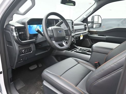 New 2026 Ford F250 Lariat w/ Black Appearance Package image 19