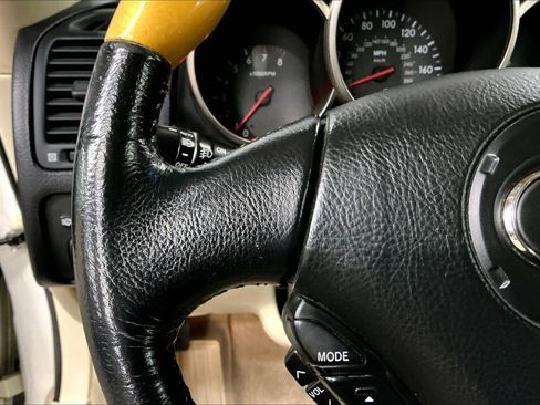 Used 2005 Lexus SC 430 Convertible image 20