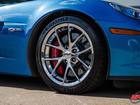 Used 2009 Chevrolet Corvette Z06 w/ Preferred Equipment Group RWD image 44