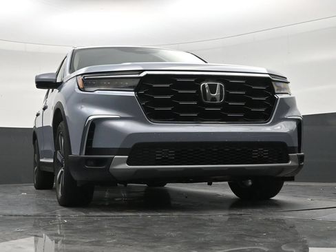 Used 2024 Honda Pilot Touring image 25