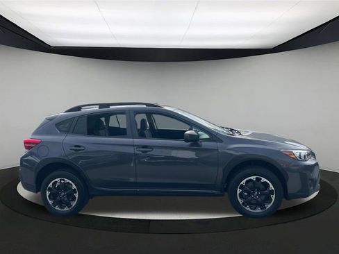Used 2023 Subaru Crosstrek 2.0i Premium image 4
