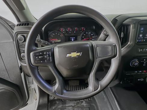 Used 2025 Chevrolet Silverado 2500 W/T w/ WT Convenience Package AWD/4WD image 17