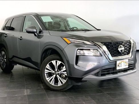 Used 2021 Nissan Rogue SV FWD image 2