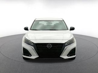Used 2025 Nissan Altima 2.5 SV FWD video 2