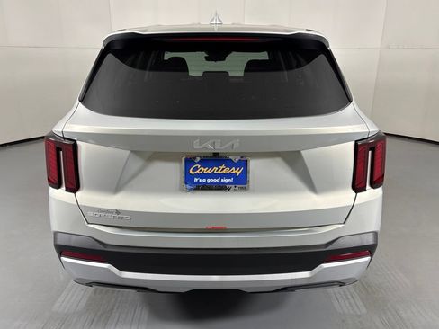New 2026 Kia Sorento LX FWD image 7