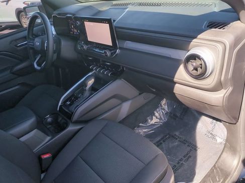 Used 2024 Chevrolet Colorado LT w/ LT Convenience Package RWD image 34