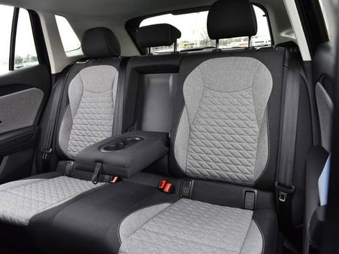 New 2025 Volkswagen Tiguan S image 20