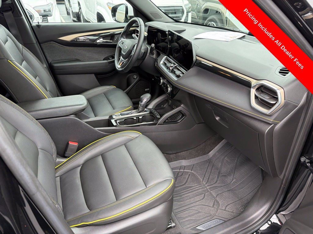 Used 2024 Chevrolet TrailBlazer ACTIV w/ Convenience Package FWD image 42