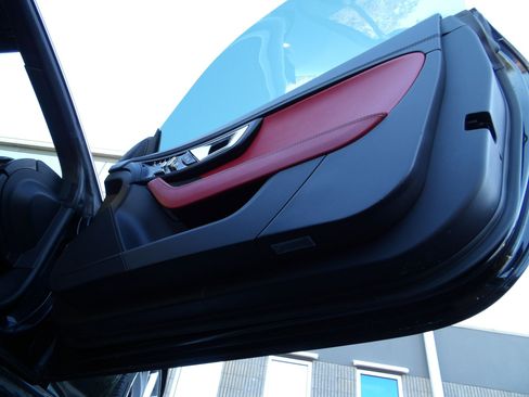 Used 2015 Jaguar F-TYPE S image 57