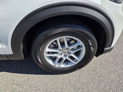 New 2026 Ford Explorer Active image 47