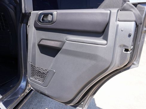 Certified 2025 Ford Bronco Badlands AWD/4WD image 20