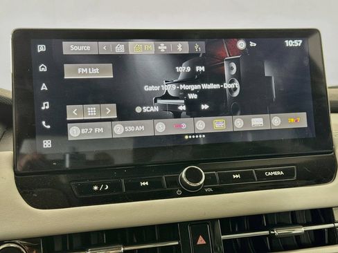 Used 2025 Mitsubishi Outlander SE FWD image 16