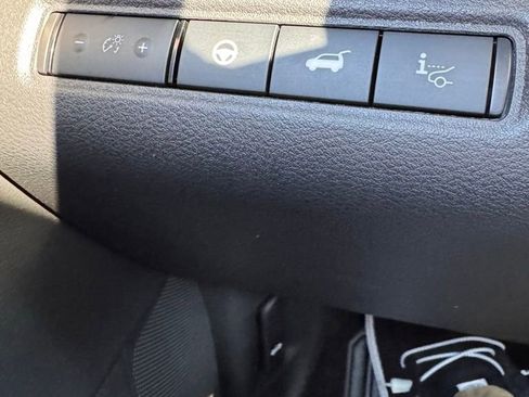 Used 2025 Nissan Pathfinder Platinum w/ Cargo Package image 31