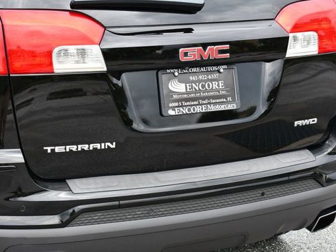 Used 2017 GMC Terrain SLT w/ Open Road Package image 10