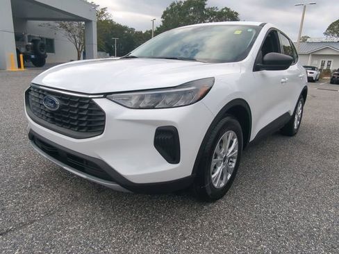 New 2026 Ford Escape Active image 9