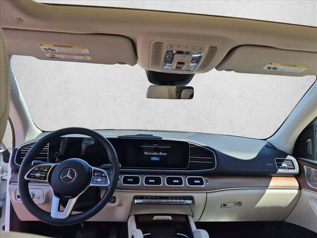 Used 2023 Mercedes-Benz GLS 450 4MATIC image 14