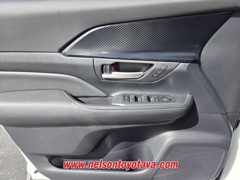 New 2026 Toyota Grand Highlander AWD Hybrid image 15