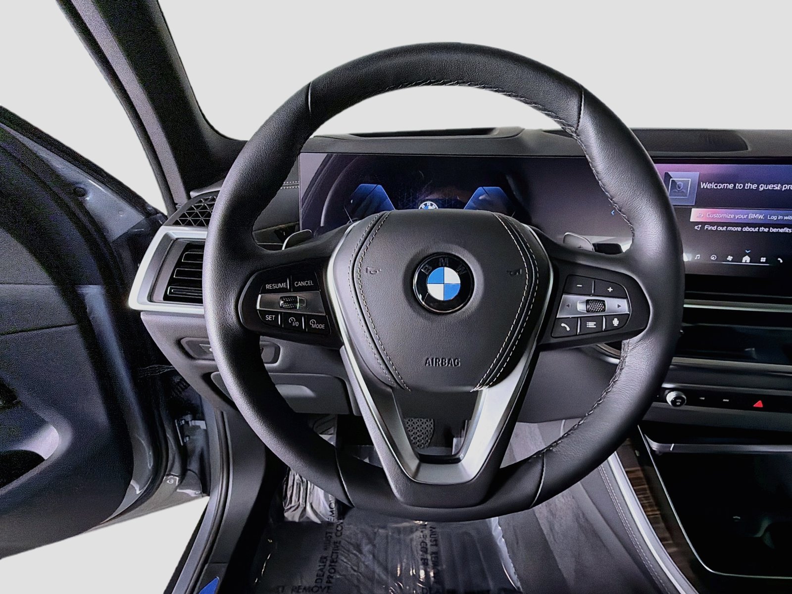 Used 2026 BMW X5 sDrive40i w/ Premium Package RWD image 11