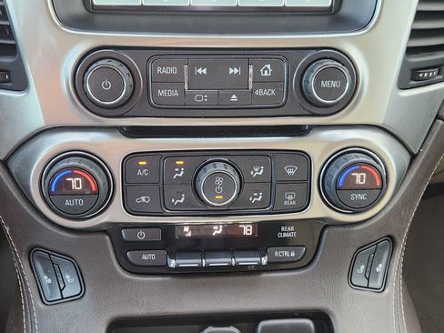 Used 2019 Chevrolet Tahoe LT AWD/4WD image 17