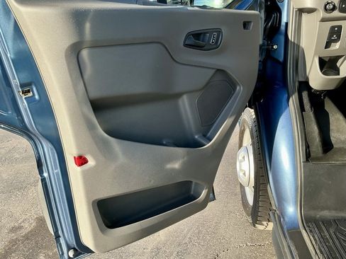Used 2024 Ford Transit 350 XLT image 19