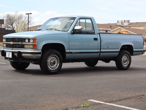 Used 1989 Chevrolet Silverado 2500 4x4 Regular Cab image 11