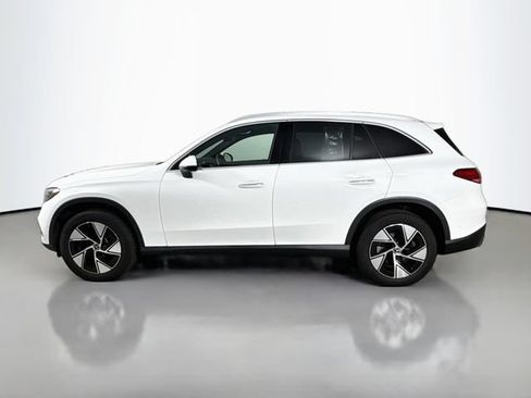 Used 2024 Mercedes-Benz GLC 300 image 4
