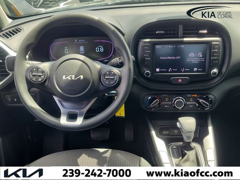 Certified 2024 Kia Soul LX FWD image 17