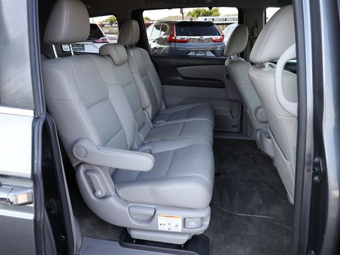 Used 2016 Honda Odyssey EX-L image 14