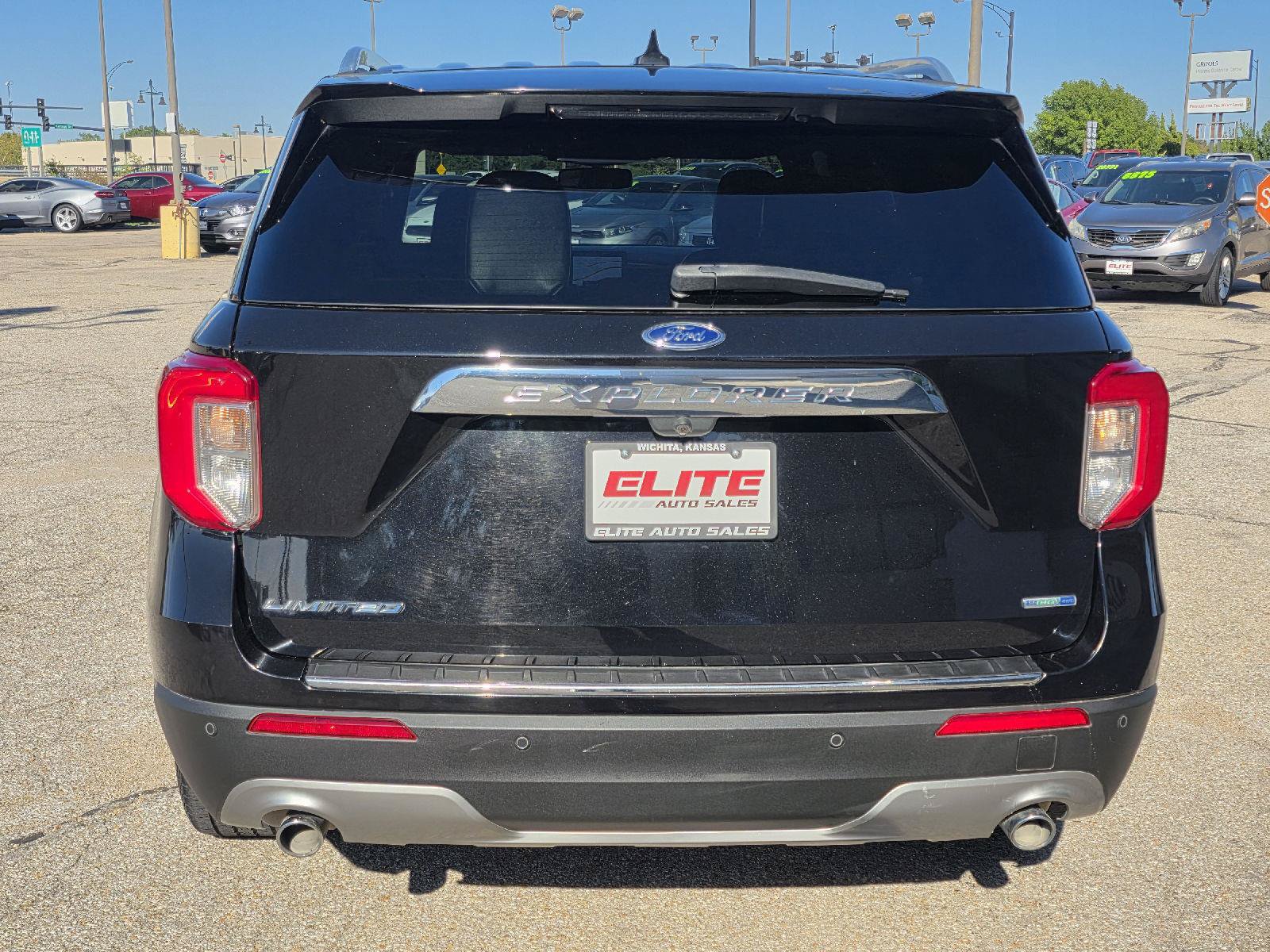 Used 2020 Ford Explorer Limited AWD/4WD image 6