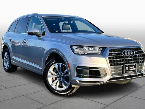 Used 2017 Audi Q7 3.0T Premium Plus image 2