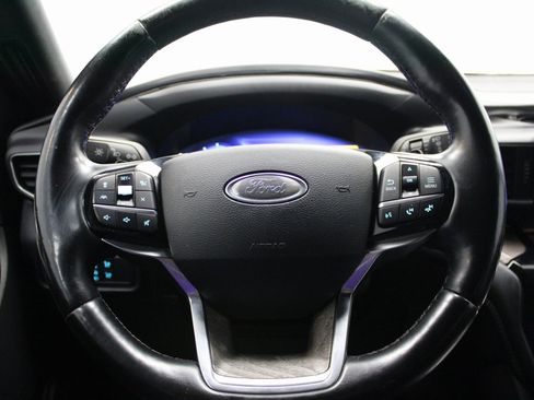 Used 2021 Ford Explorer Platinum w/ Equipment Group 601A image 32