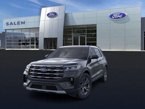 New 2026 Ford Explorer Active w/ Active Comfort Package image 3