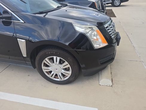 Used 2013 Cadillac SRX Luxury w/ Driver Awareness Package FWD image 4