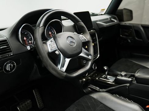 Used 2017 Mercedes-Benz G 550 Squared image 27