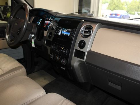 Used 2014 Ford F150 XLT w/ XLT Chrome Package RWD image 26