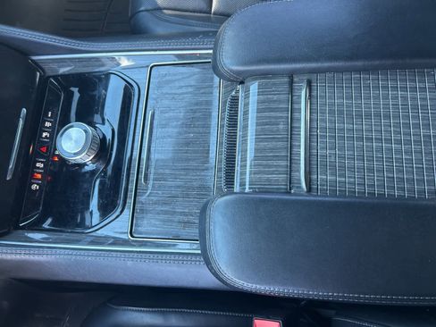 Used 2022 Jeep Wagoneer Series II image 61