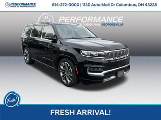 Used 2023 Jeep Grand Wagoneer Series III AWD/4WD video 1