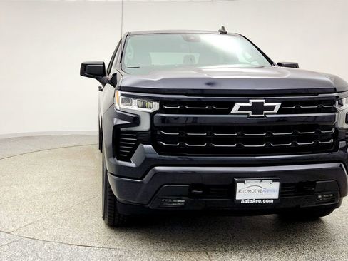 Used 2023 Chevrolet Silverado 1500 RST image 2