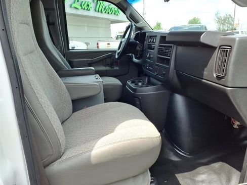 Used 2019 Chevrolet Express 2500 w/ Driver Convenience Package RWD image 26